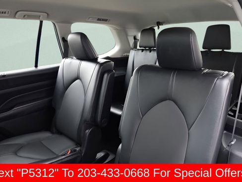 Certified 2025 Toyota Grand Highlander AWD image 20
