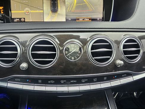 Used 2015 Mercedes-Benz S 550 4dr Sdn S 550 4MATIC w/ Sport Package image 36