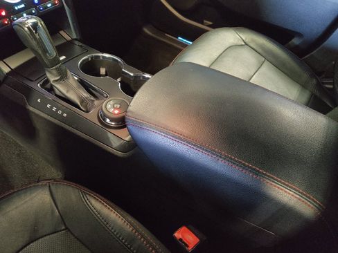 Used 2018 Ford Explorer Sport w/ Equipment Group 401A image 26