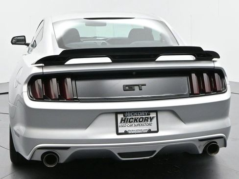 Used 2015 Ford Mustang GT RWD image 6