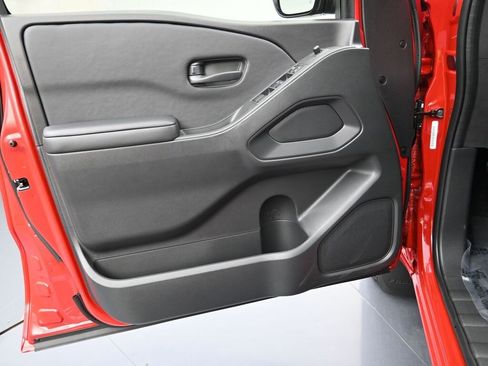 New 2026 Nissan Frontier SV w/ SV Convenience Package image 10