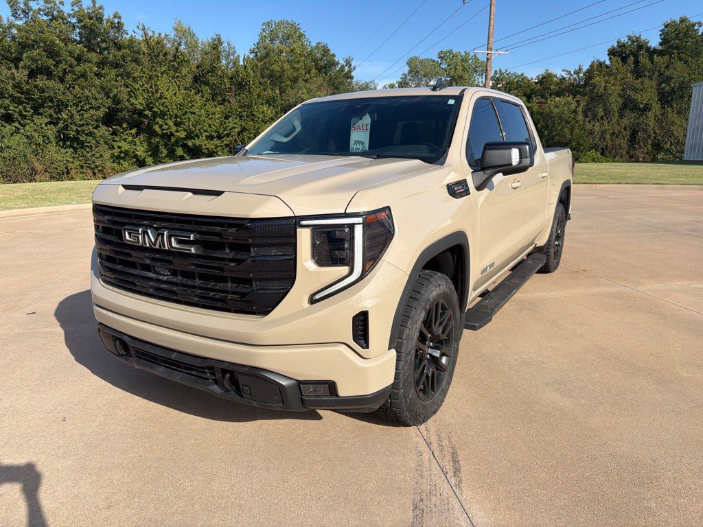 Used 2022 GMC Sierra 1500 Elevation w/ Elevation Premium Package AWD/4WD image 1