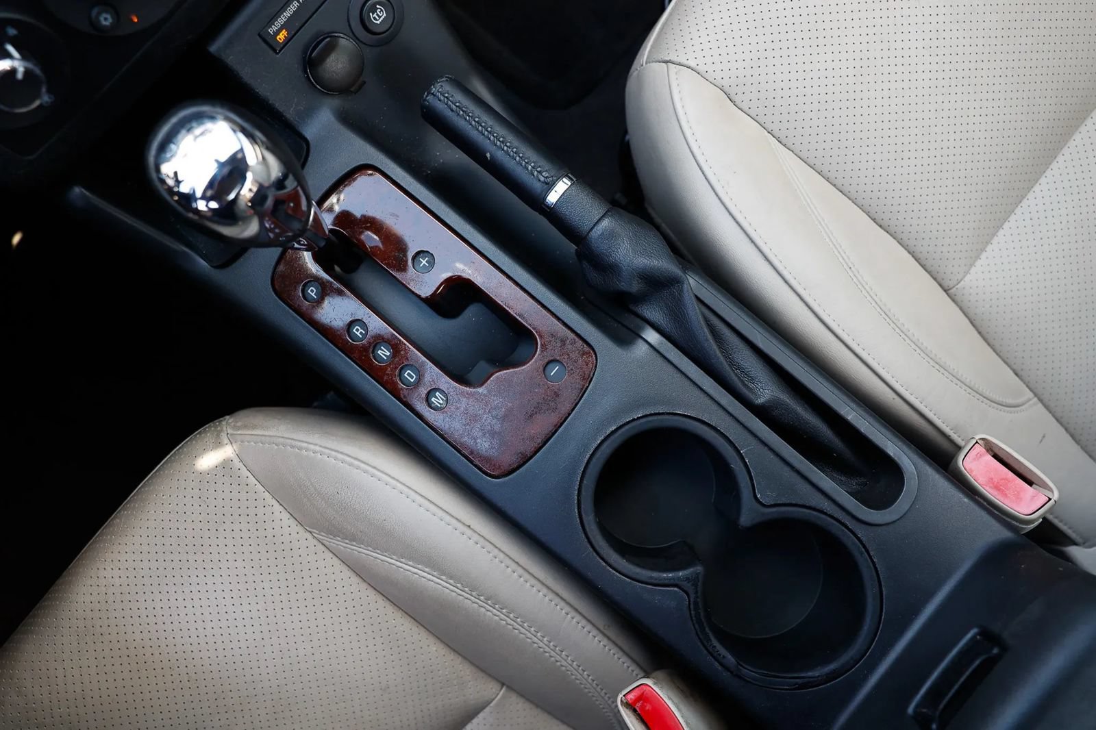 Used 2006 Pontiac G6 GT w/ Premium Value Package FWD image 32