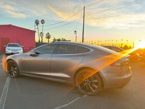 Used 2014 Tesla Model S 60 image 5