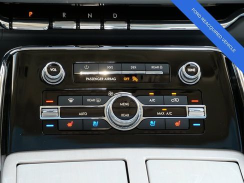 Used 2024 Lincoln Navigator L Black Label AWD/4WD image 18