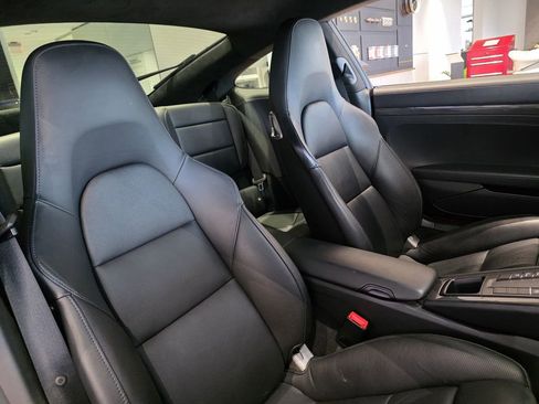 Used 2014 Porsche 911 Turbo image 5