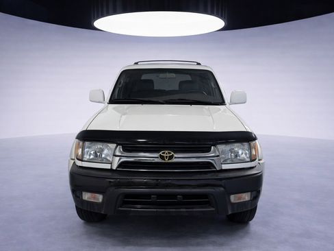 Used 2002 Toyota 4Runner SR5 image 7