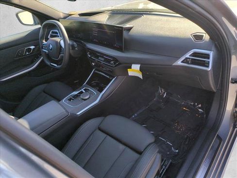 Used 2026 BMW 330i Sedan w/ Premium Package RWD image 23