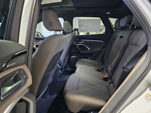 New 2025 Audi Q5 Premium Plus image 18