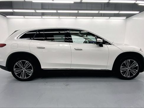Certified 2023 Mercedes-Benz EQS 450+ SUV image 6