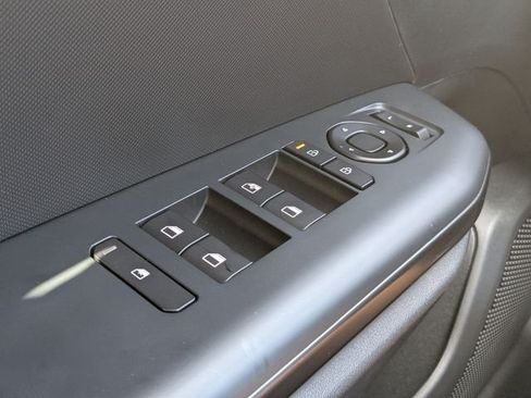 New 2026 Kia K4 FWD image 23