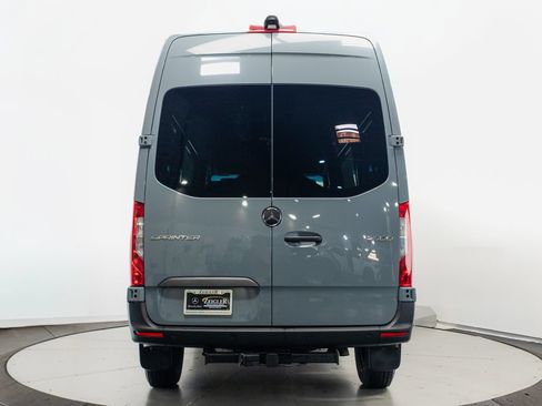 Used 2025 Mercedes-Benz Sprinter 2500 image 25