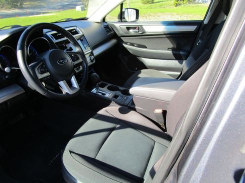 Used 2016 Subaru Legacy 2.5i Premium AWD/4WD image 9