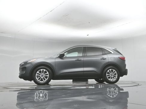 Used 2022 Ford Escape SE FWD image 48