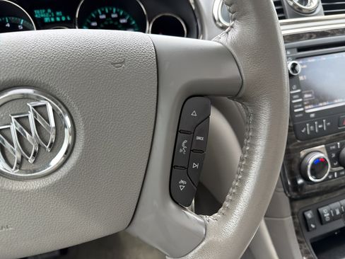 Used 2014 Buick Enclave Premium w/ Trailering Provision Package image 20