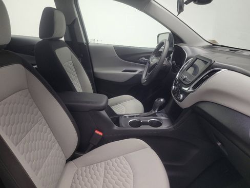 Used 2020 Chevrolet Equinox LS AWD/4WD image 21