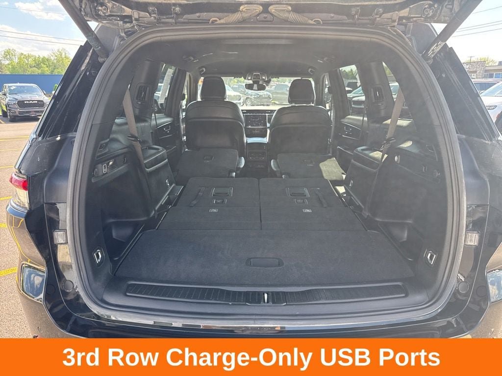 Used 2023 Jeep Grand Cherokee L Laredo AWD/4WD image 20