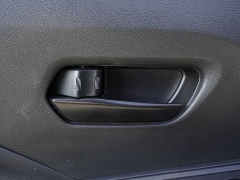 Used 2023 Nissan Versa S w/ S Plus Package image 6