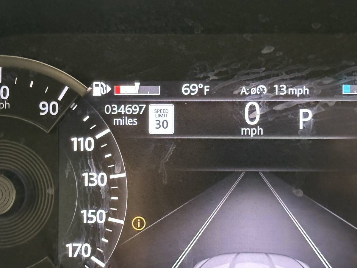 Used 2023 Jaguar F-PACE R-Dynamic S AWD/4WD image 35