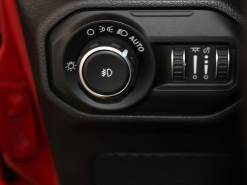 Used 2020 Jeep Wrangler Unlimited Rubicon w/ Cold Weather Group AWD/4WD image 47