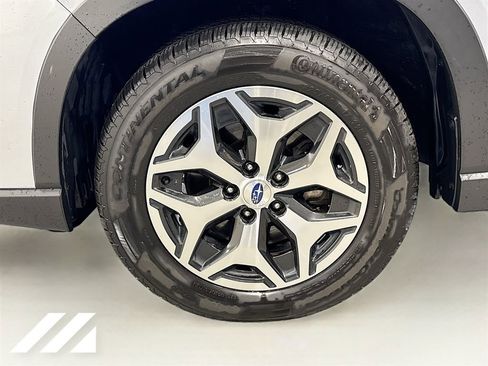 Used 2019 Subaru Forester Premium image 33