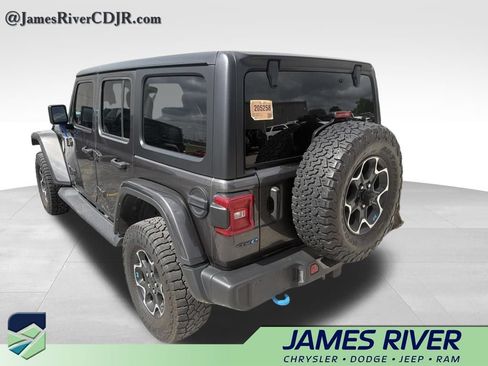 Used 2022 Jeep Wrangler Unlimited Rubicon 4xe w/ Cold Weather Group AWD/4WD image 7