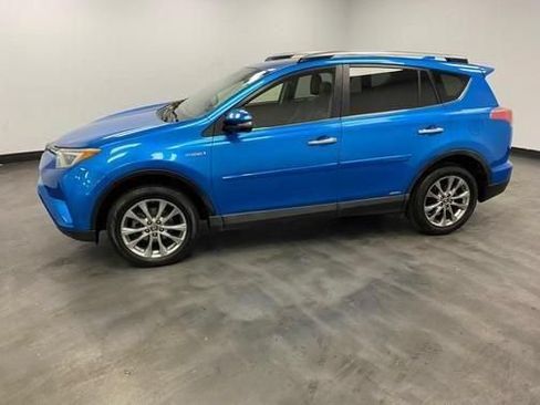 Used 2017 Toyota RAV4 Limited w/ Advanced Technology Package AWD/4WD image 4