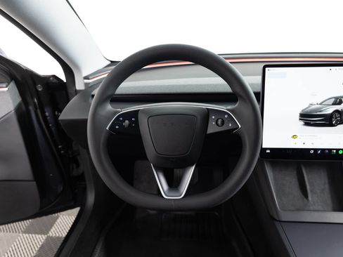 Used 2024 Tesla Model 3 Standard Range RWD image 29