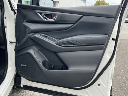 New 2025 Subaru Ascent Limited image 7