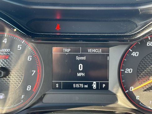 Used 2024 Chevrolet Trax RS w/ Driver Confidence Package FWD image 30