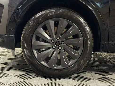 Certified 2025 Land Rover Discovery Sport S image 10