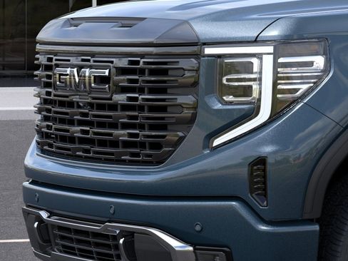 New 2026 GMC Sierra 1500 Denali Ultimate w/ LPO, Black Badging Package AWD/4WD image 13
