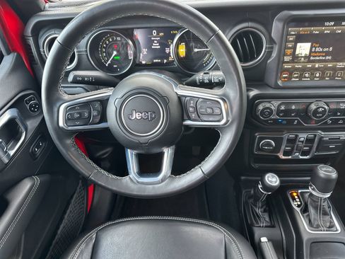 Used 2023 Jeep Wrangler Unlimited Sahara w/ Cold Weather Group image 14