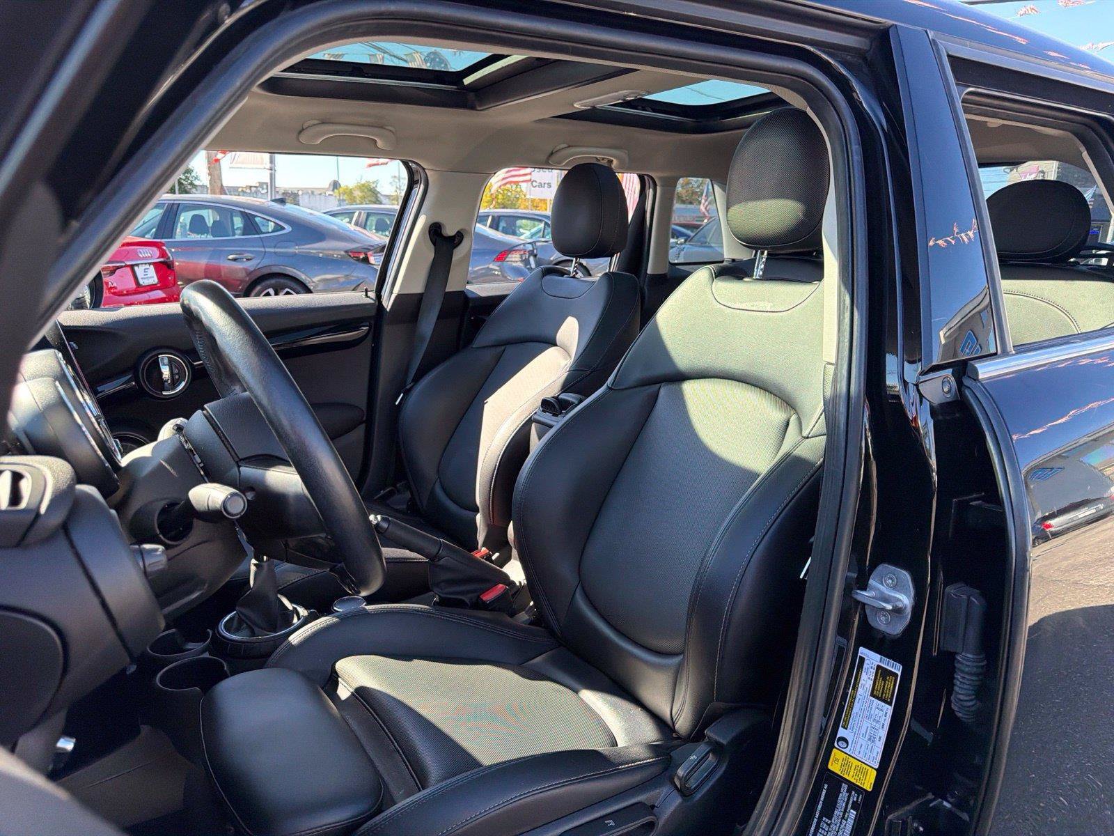 Used 2016 MINI Cooper S FWD image 23