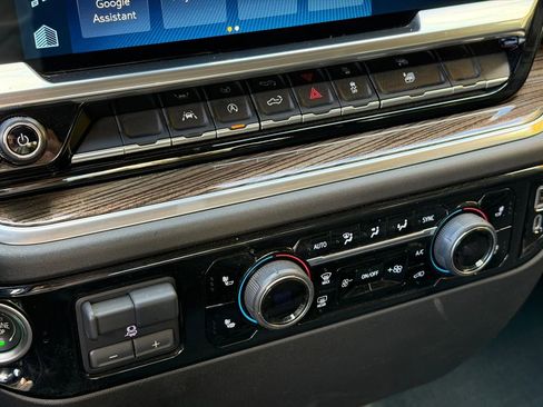 Used 2022 Chevrolet Silverado 1500 LT w/ Protection Package image 22