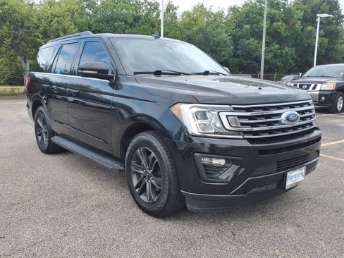 Used 2020 Ford Expedition XLT w/ Equipment Group 202A RWD image 3