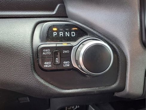 Used 2021 RAM 1500 Big Horn AWD/4WD image 17