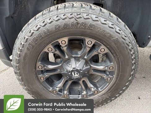 Used 2014 GMC Sierra 2500 SLT w/ SLT Convenience Package image 9