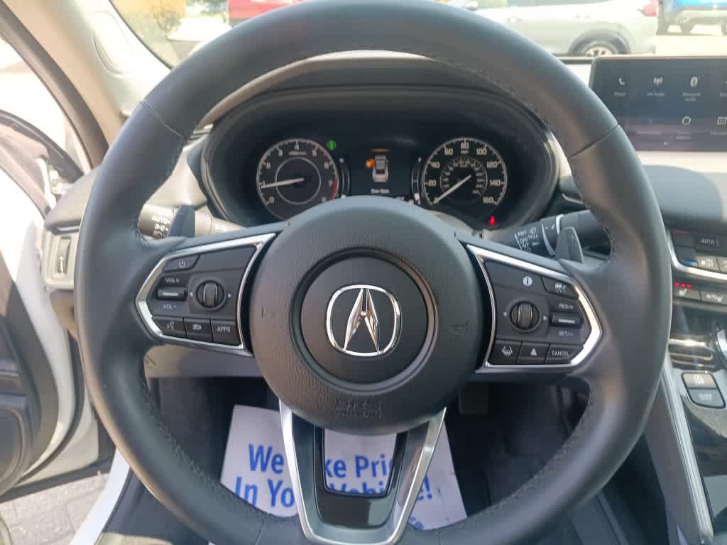 Used 2023 Acura TLX FWD image 11