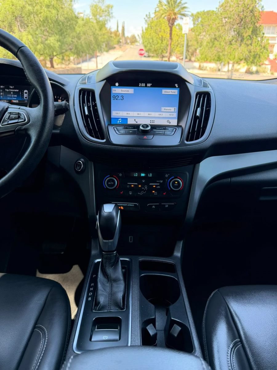 Used 2019 Ford Escape SEL FWD image 15