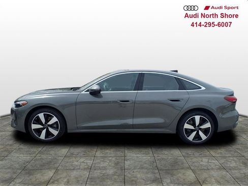 Used 2025 Audi A5 2.0T Premium Plus w/ Premium Plus AWD/4WD image 5