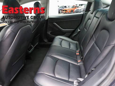 Used 2023 Tesla Model 3 Standard Range RWD image 16