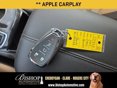 Used 2024 Chevrolet Equinox Premier AWD/4WD image 8