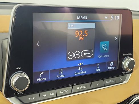 New 2025 Nissan Sentra SV w/ SV Premium Package image 20