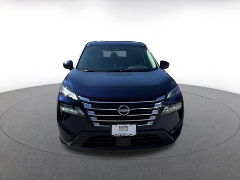 Used 2025 Nissan Rogue SV image 4