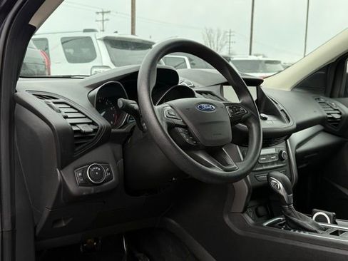 Used 2018 Ford Escape SE w/ SE SYNC Package image 15