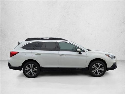 Used 2019 Subaru Outback 2.5i Limited image 4