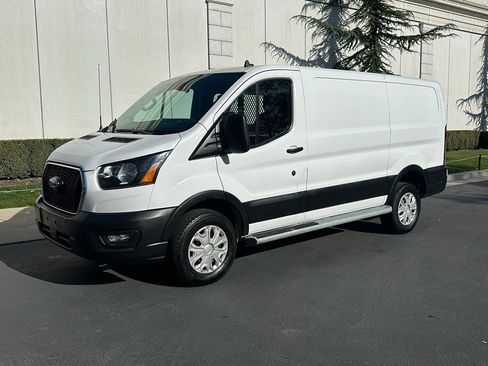 Used 2024 Ford Transit 250 Low Roof w/ Exterior Upgrade Package image 3