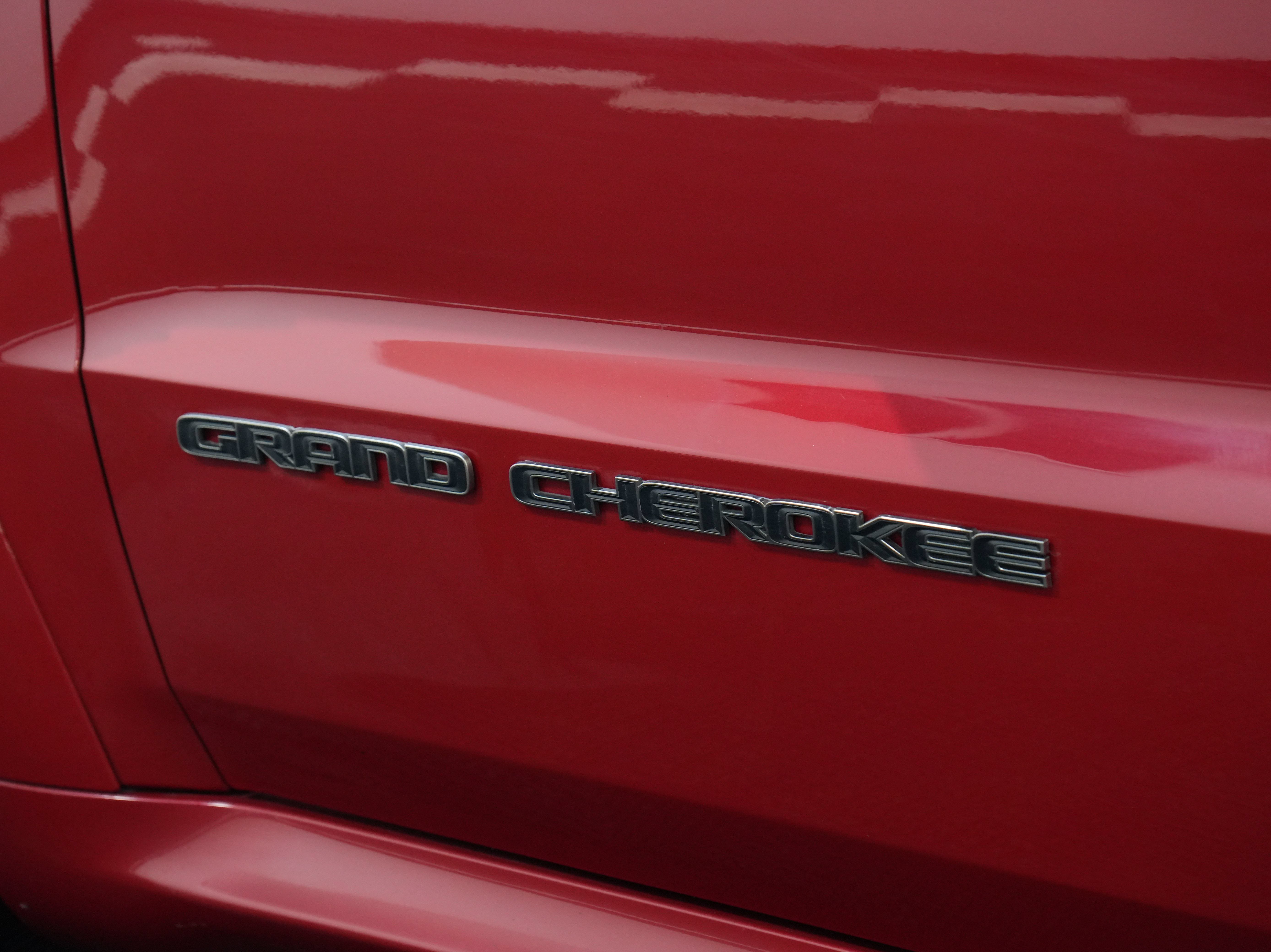 Used 2019 Jeep Grand Cherokee Trackhawk w/ Trailer Tow Group IV AWD/4WD image 20