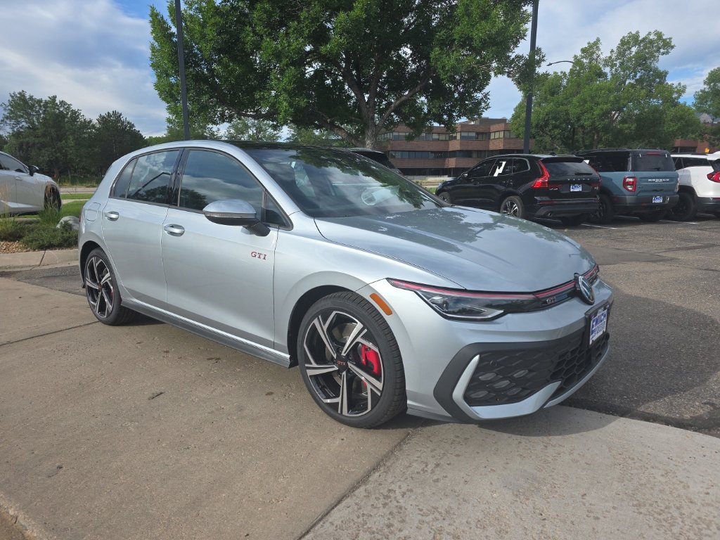 New 2026 Volkswagen GTI SE FWD image 7